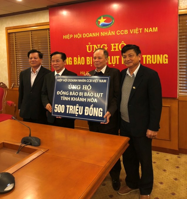Hiệp hội Doanh nhân CCB Việt Nam ửng hộ đồng bào tỉnh Khánh Hòa bị thiệt hại bão 12